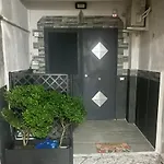 Grevin House * Naples