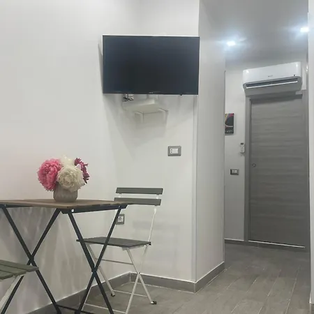 Daire Grevin House *