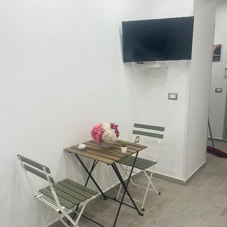 Apartment Grevin House
