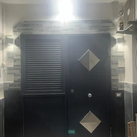 Grevin House Apartment